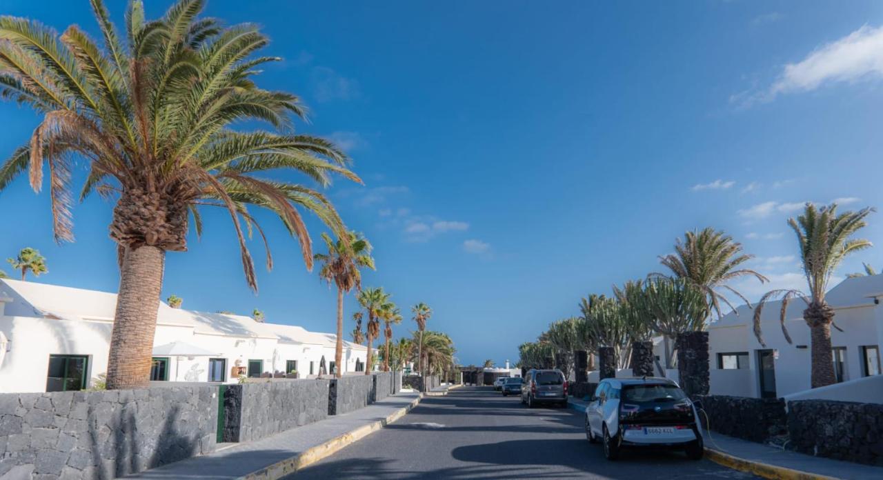 luxury casa playa roca bord de mer Costa Teguise Eksteriør bilde