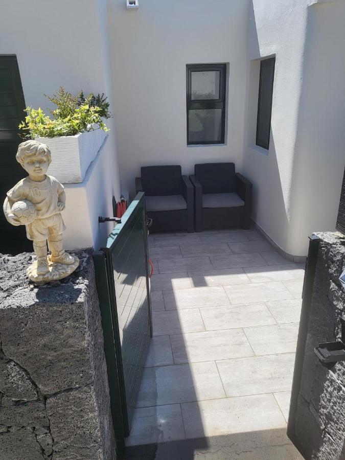 luxury casa playa roca bord de mer Costa Teguise Eksteriør bilde