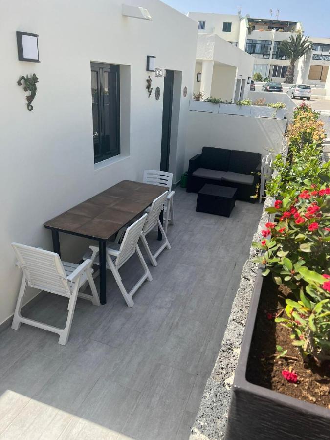 luxury casa playa roca bord de mer Costa Teguise Eksteriør bilde